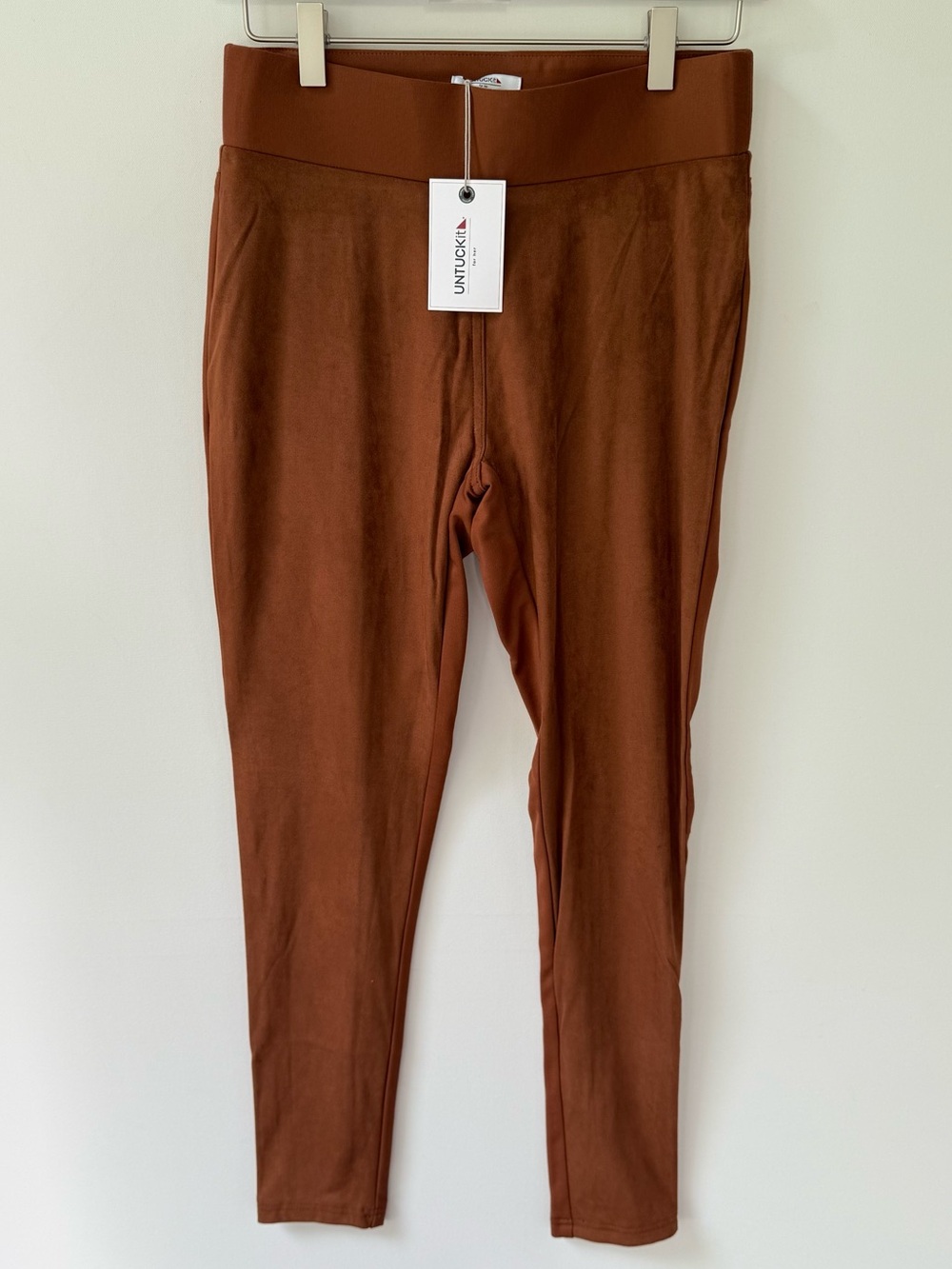 UNTUCKit Women’s Luna Faux Suede Pull-On Leggings size small
